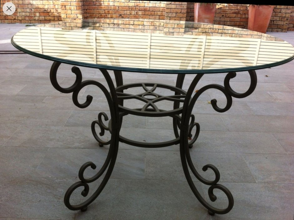 Pottery Barn стол журнальный