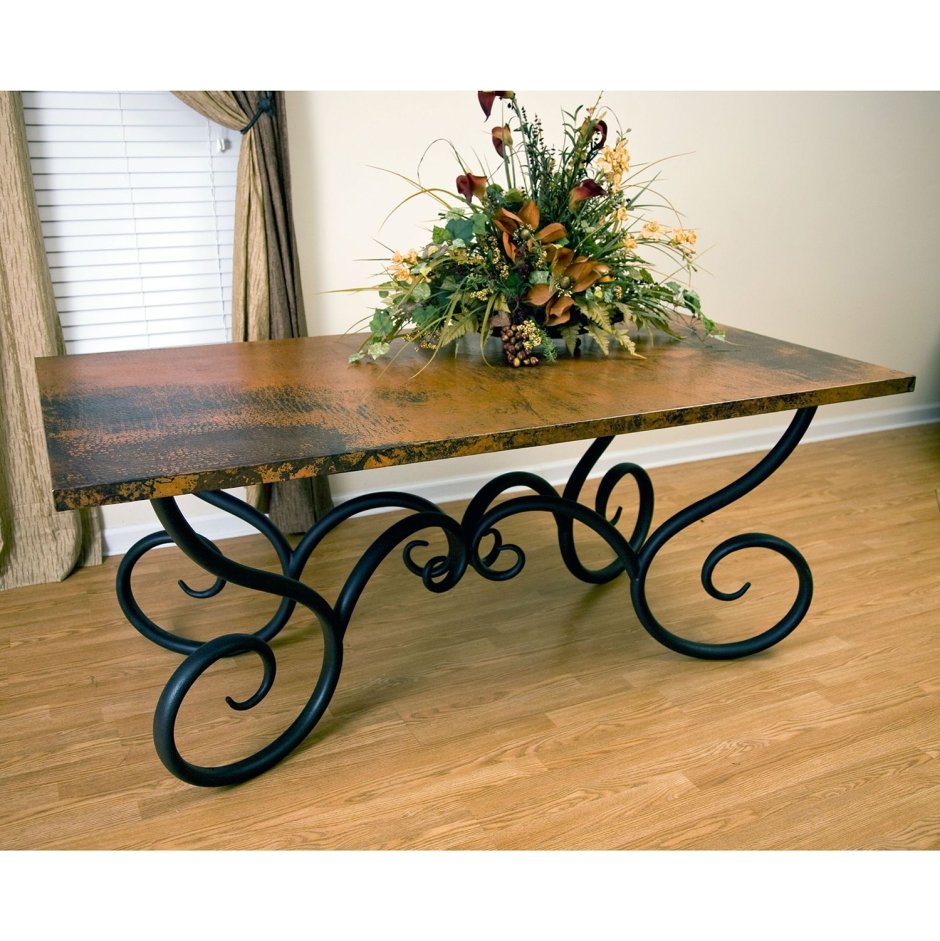 Стеклянный столик