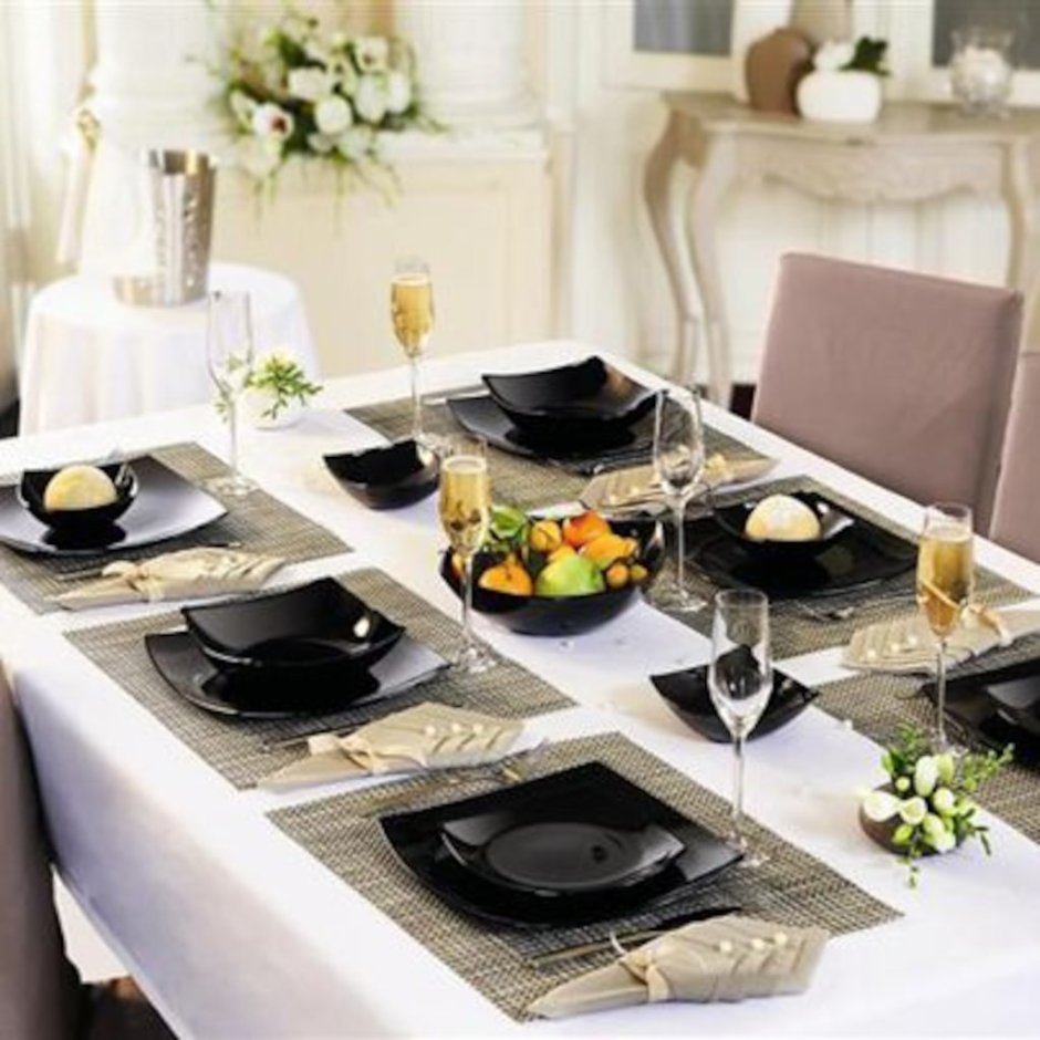 Прямоугольные тарелки для сервировки стола