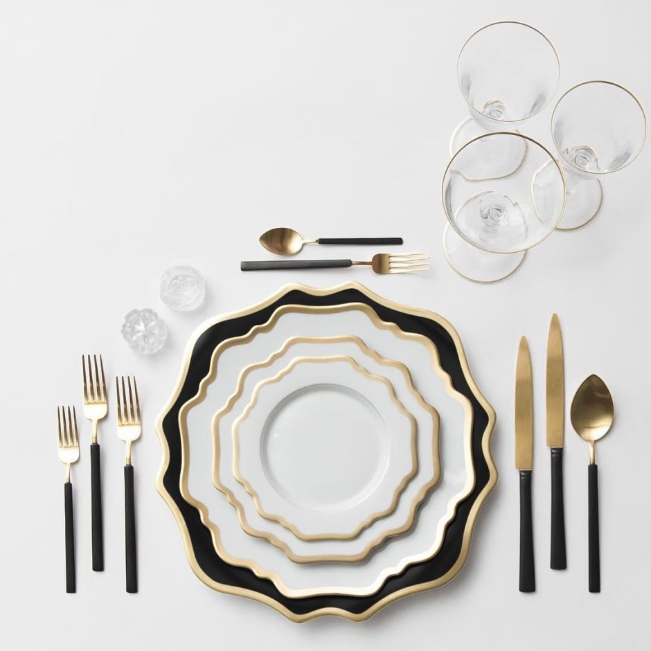 Красивая посуда для сервировки