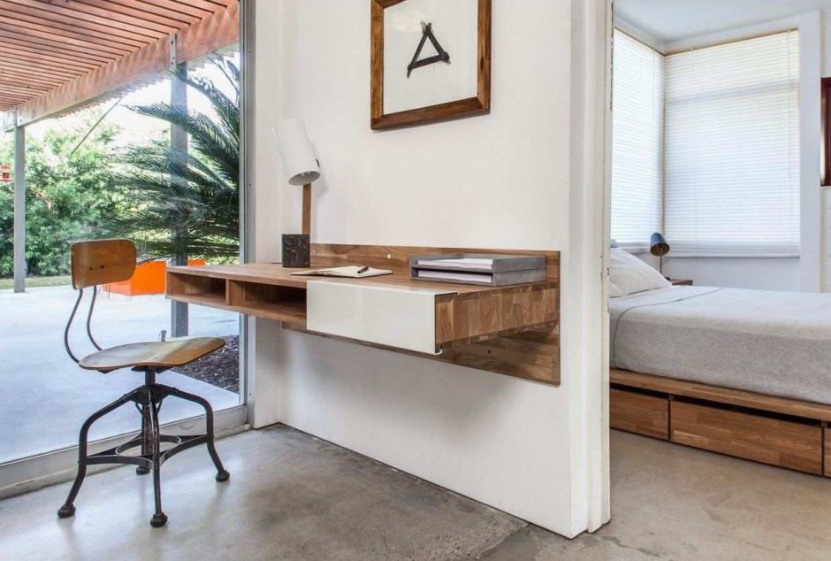 Подвесной стол