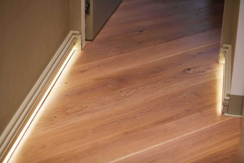 Плитка в узком коридоре