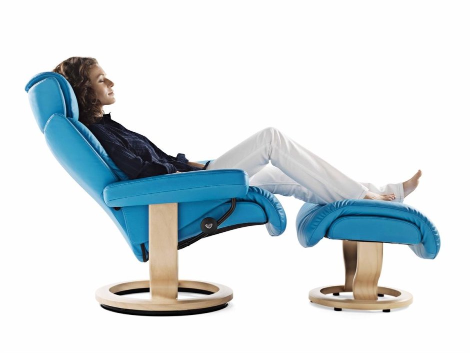 Кресло с держателем для ног