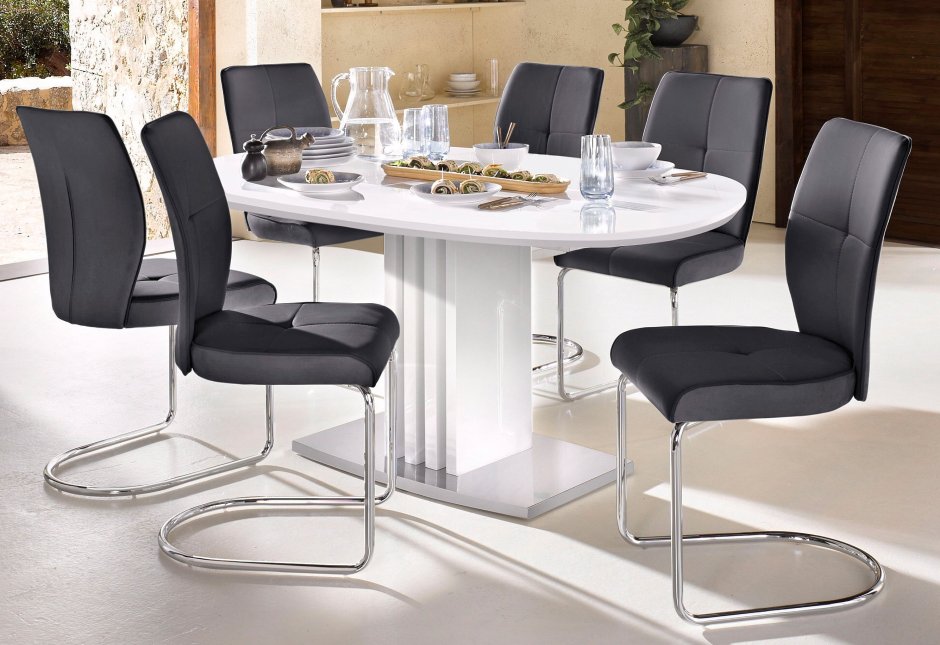 Полированные столы для гостиной