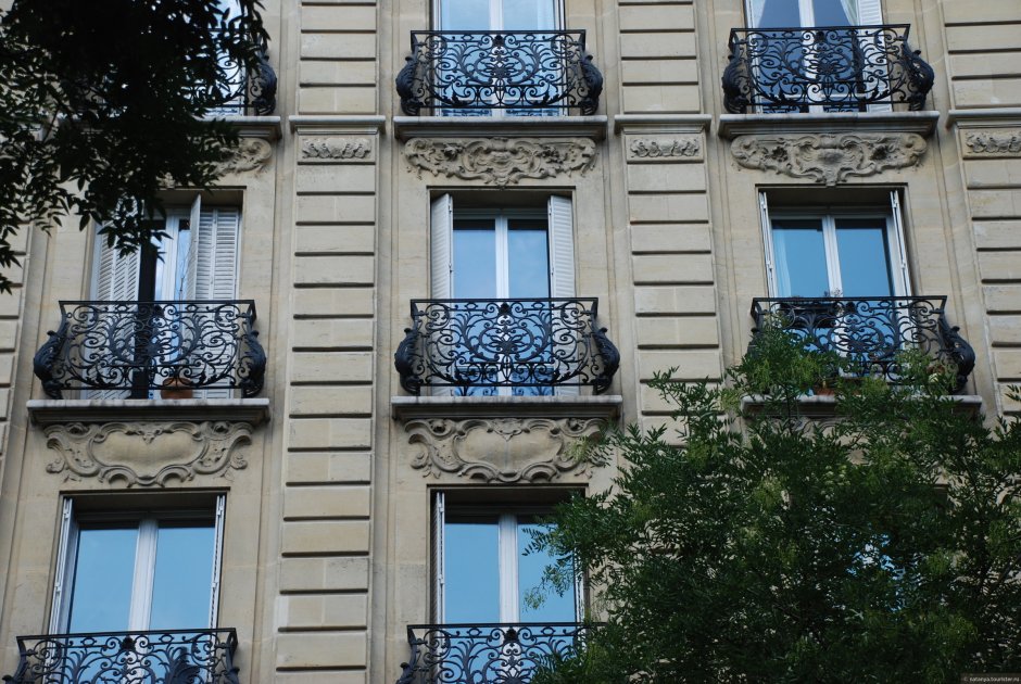 Красивые дома с двухскатной крышей