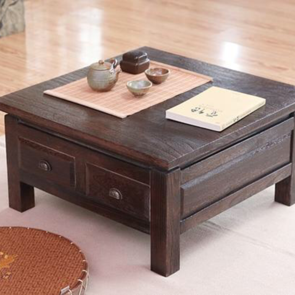 Кофейный столик в японском стиле