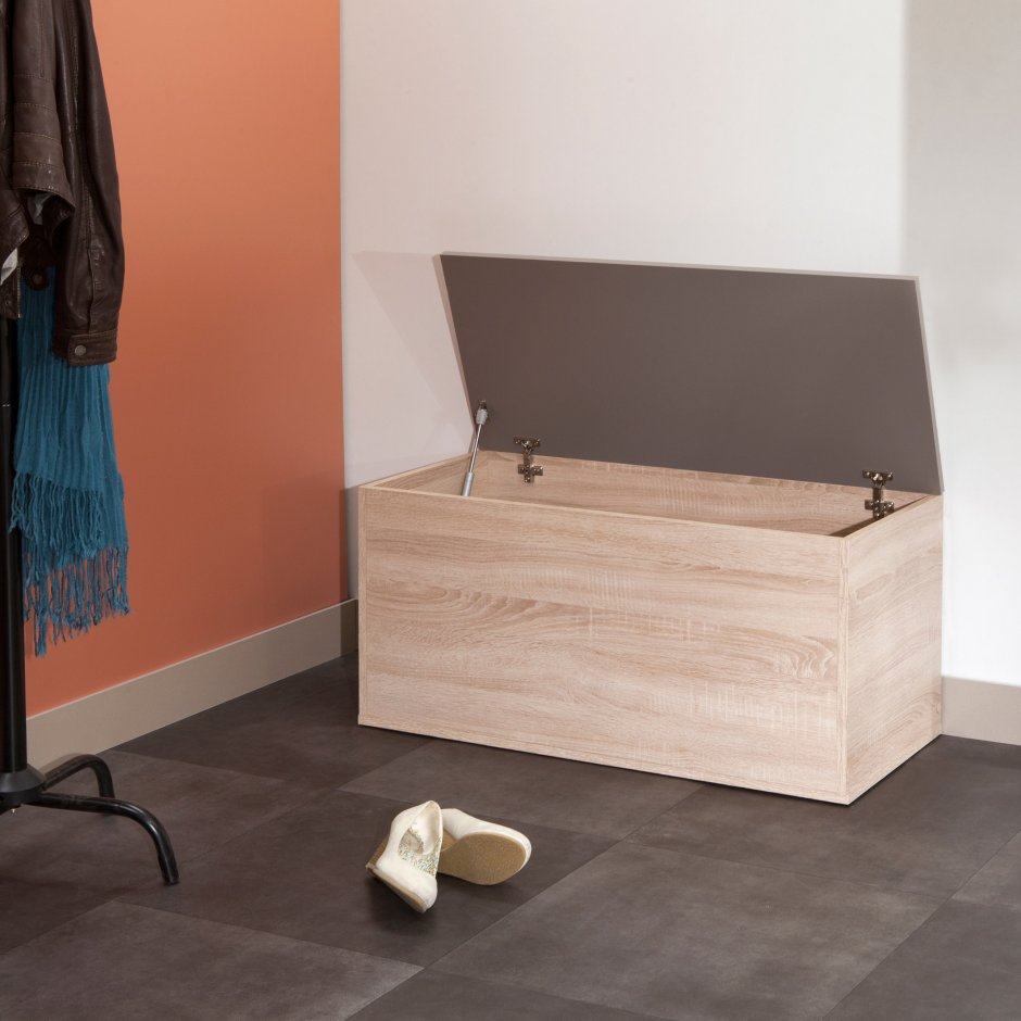 Сундук в спальню