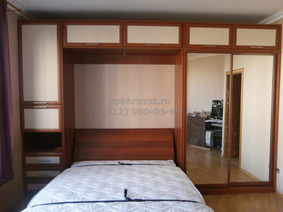 Шкаф купе с кроватью