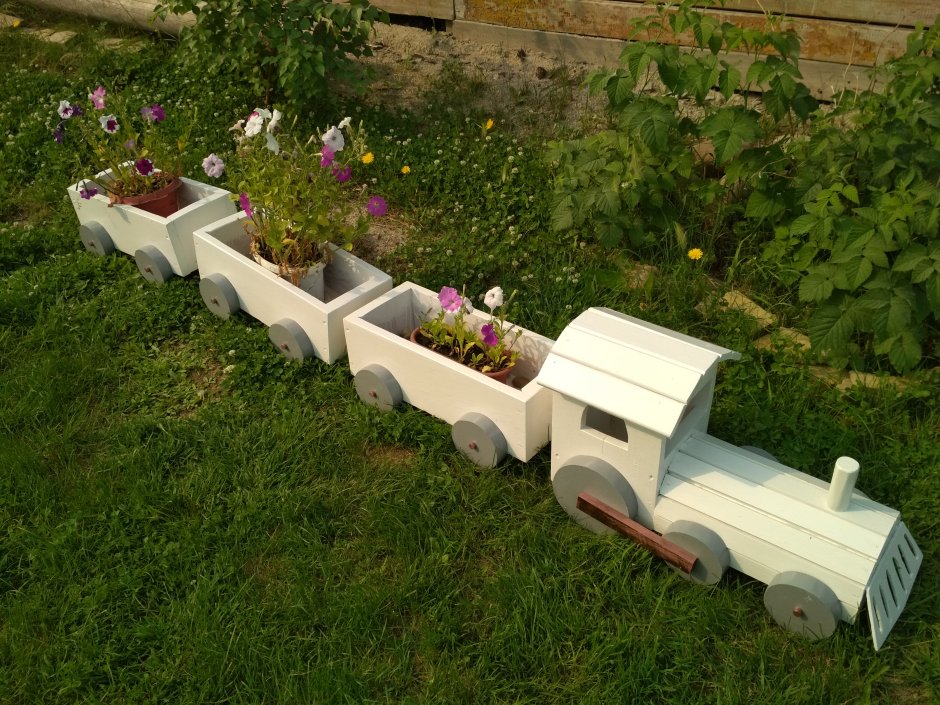 Пластиковые вертикальные грядки