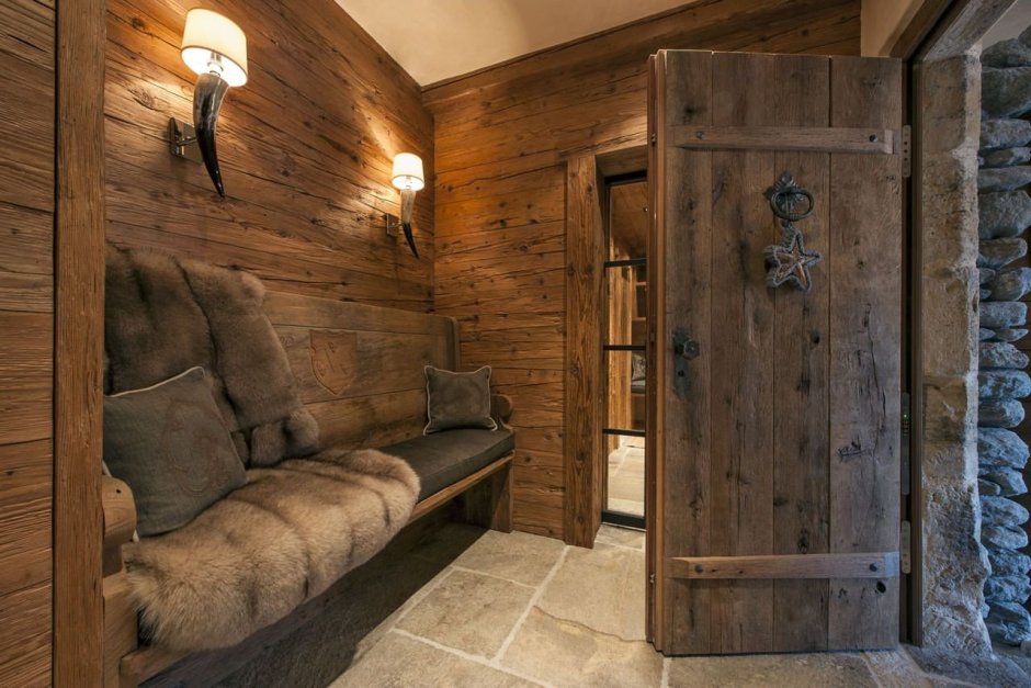 Двери на рейлингах