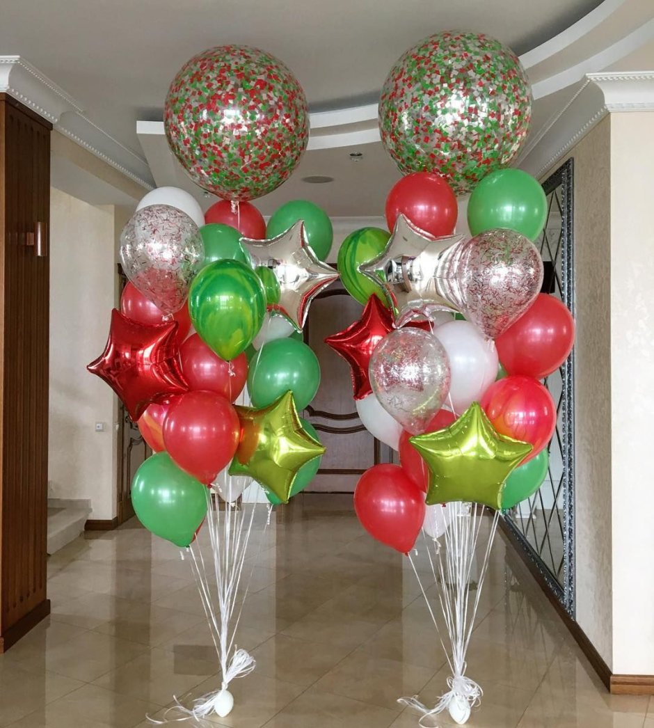 Фонтан из шаров зеленый и красный