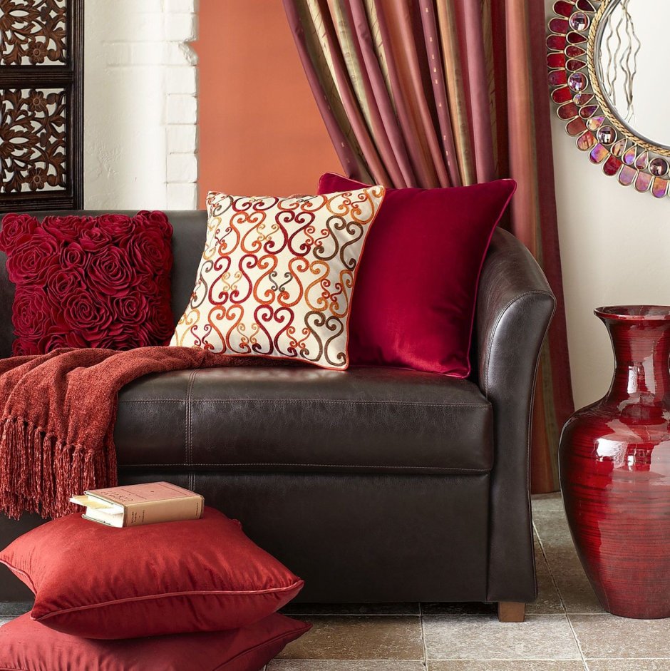 Спальня в красно черных тонах