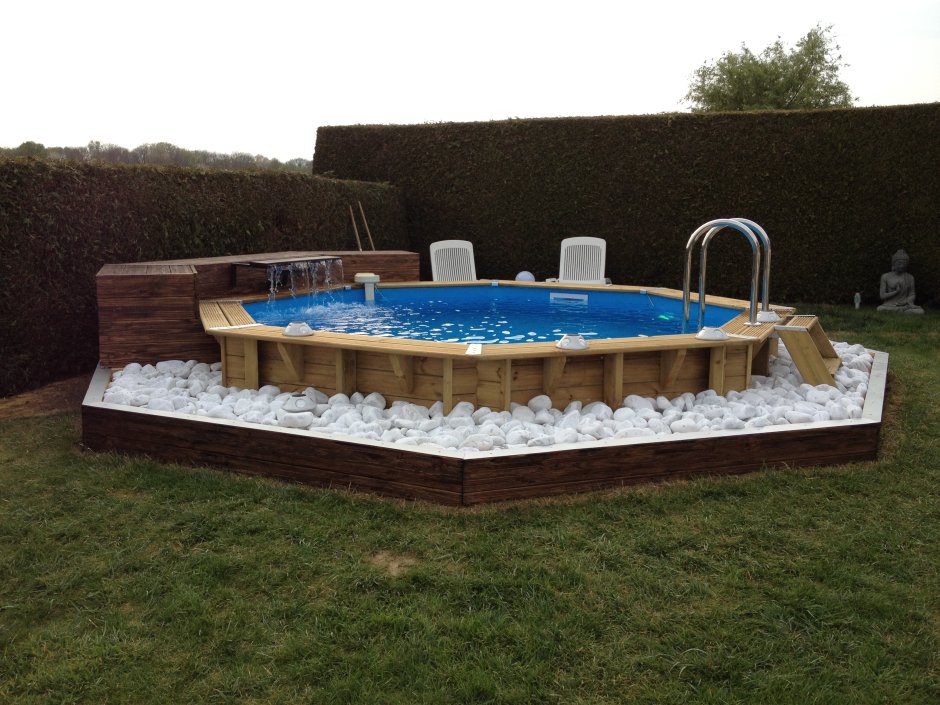 Бассейн Интекс с подиумом