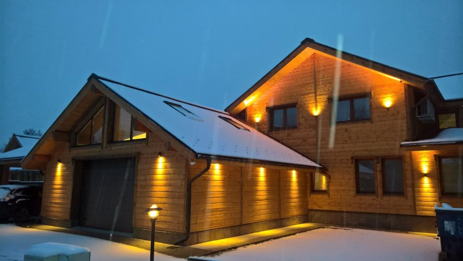 Подсветка деревянных домов
