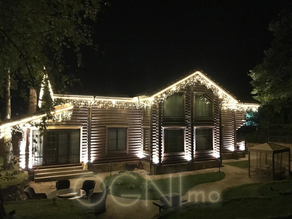 Подсветка фасада сруба