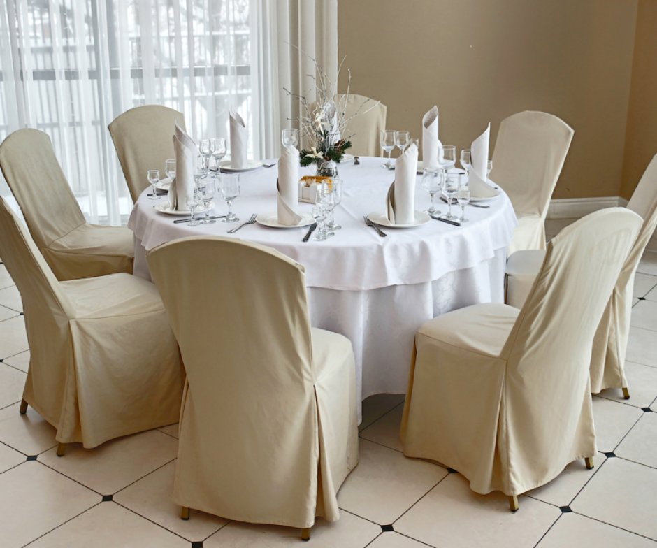 Столы в ресторане интерьер