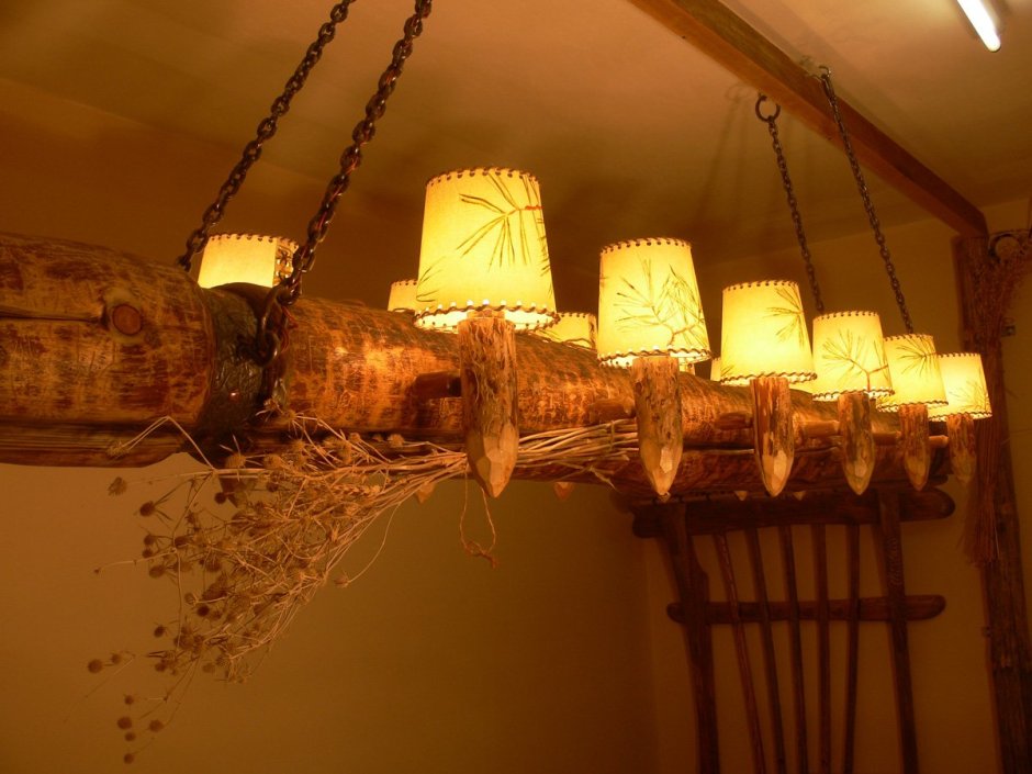 Декоративные люстры из дерева