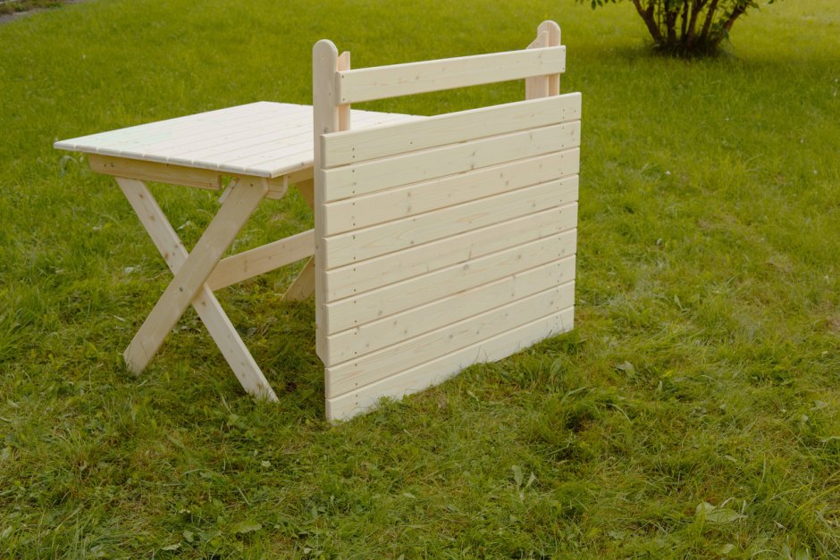 Складной стол для беседки