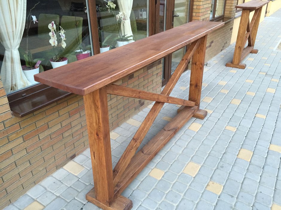 Стол деревянный