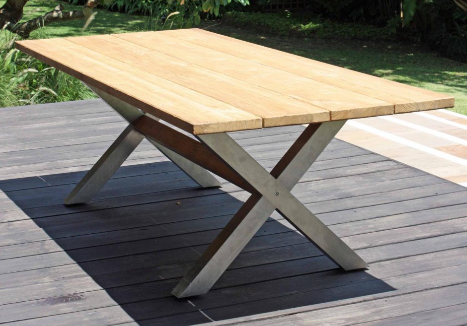 Стол деревянный для дачи
