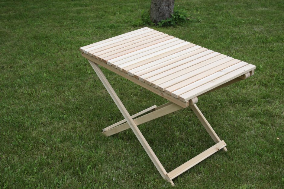 Стол складной деревянный уличный