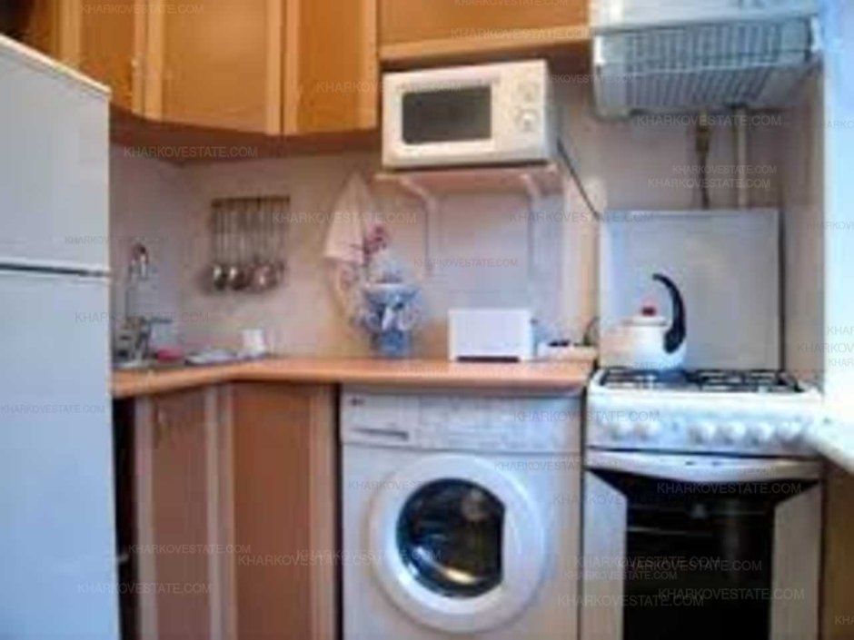 Кухня в хрущёвке с холодильником и стиральной машиной