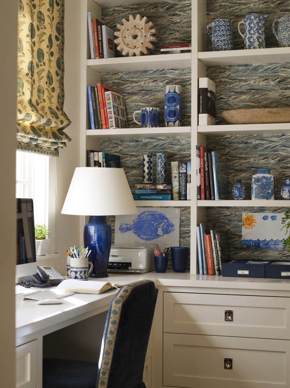 Декор старого стеллажа