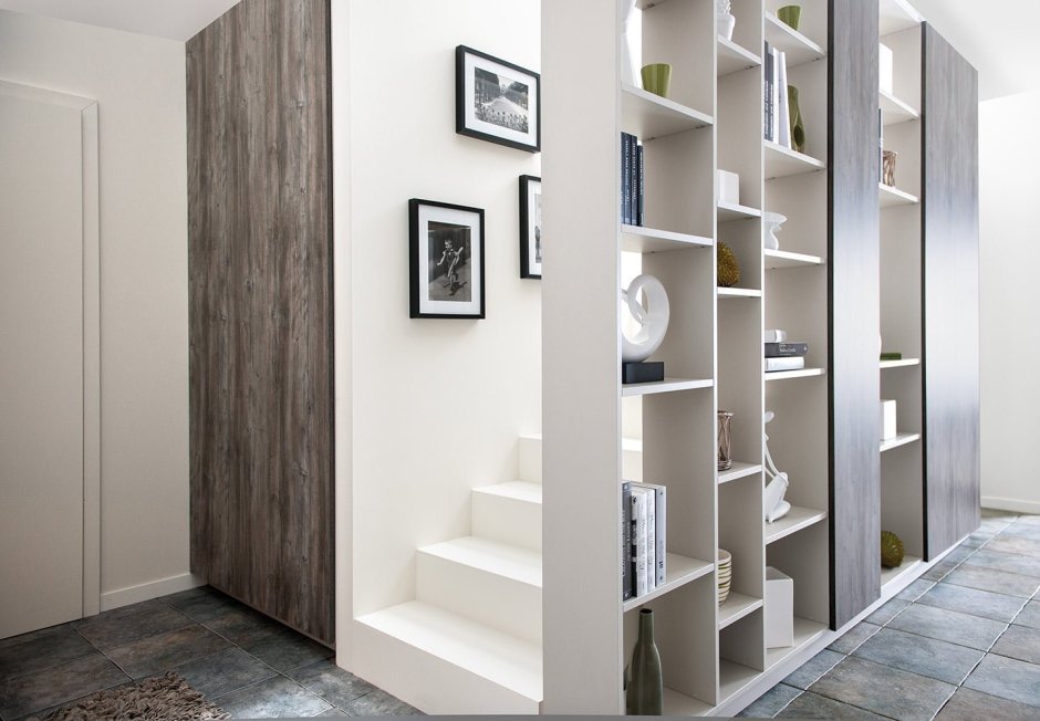 Перегородка с полками для зонирования