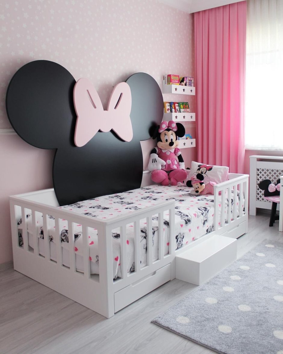 Детские кровати Микки Маус