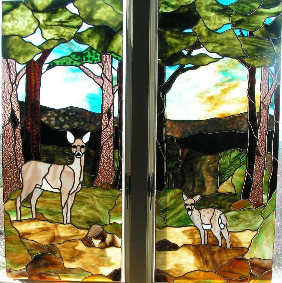 Олень витраж