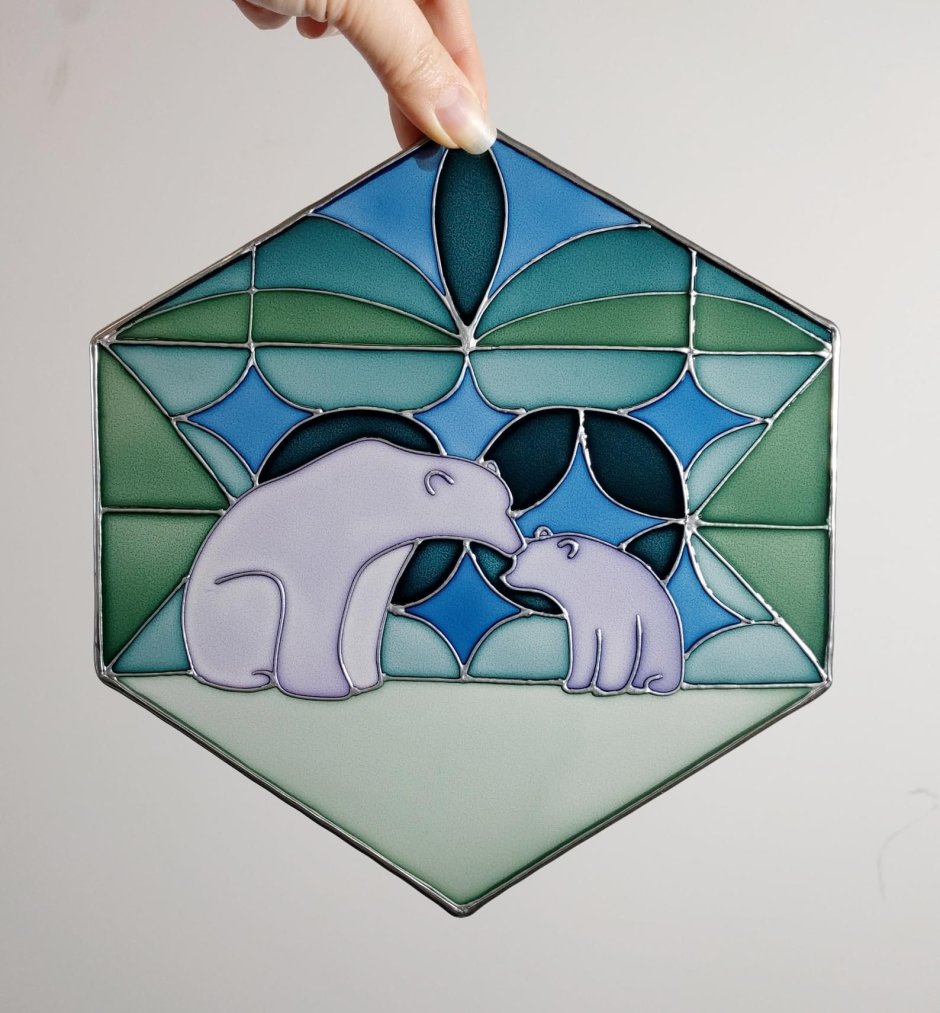 Белый медведь витраж