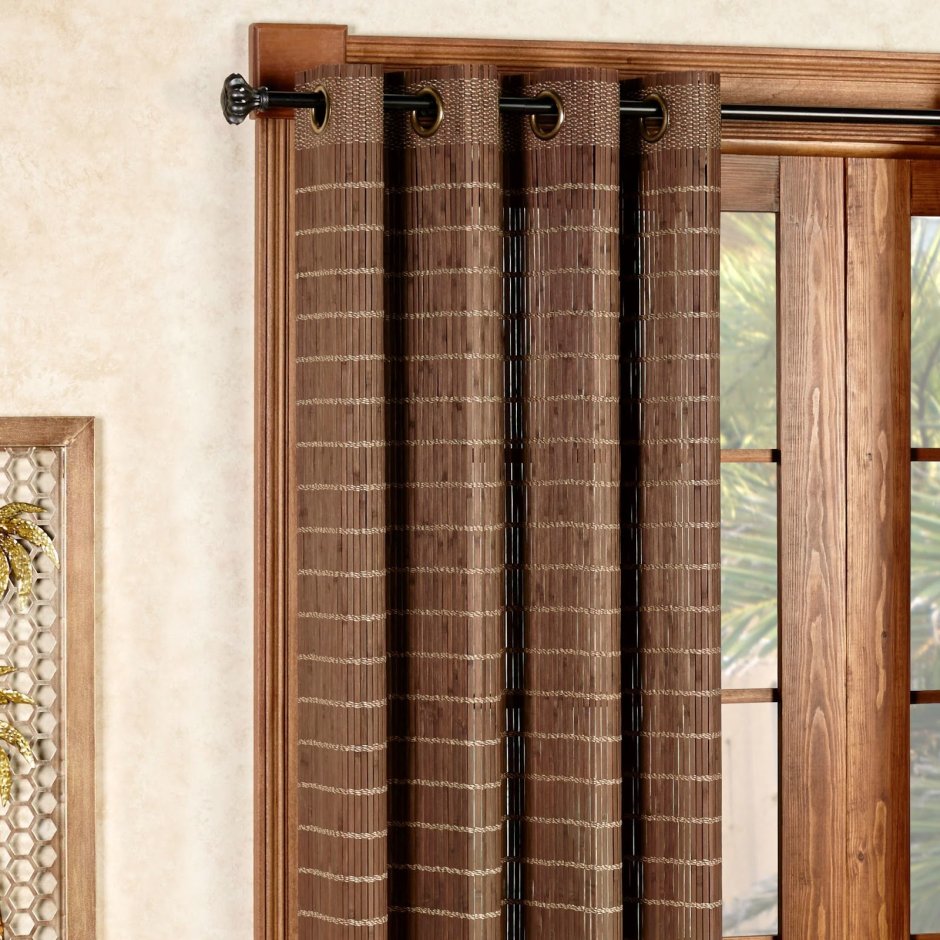 Шторы на дверной проем