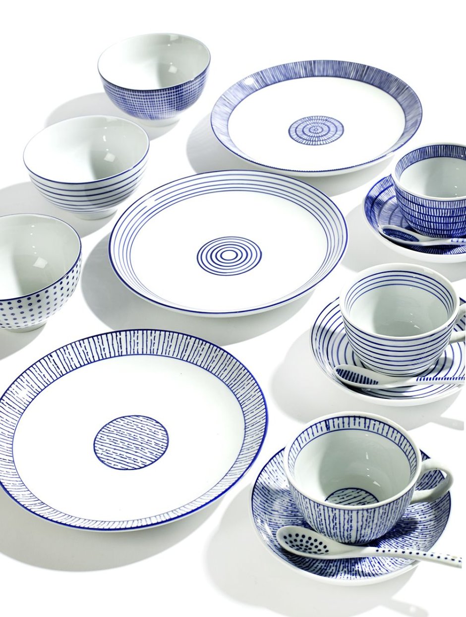 Бело голубая посуда