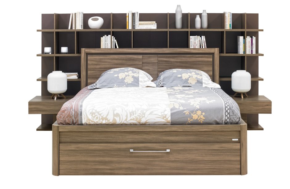 Кровать с полкой в изголовье