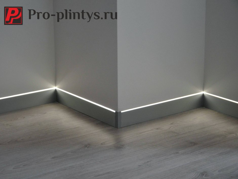Плинтус Profilpas Metal line 60
