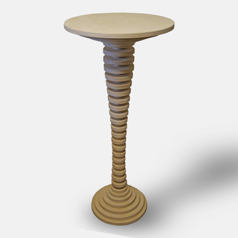 Табурет на низких ножках