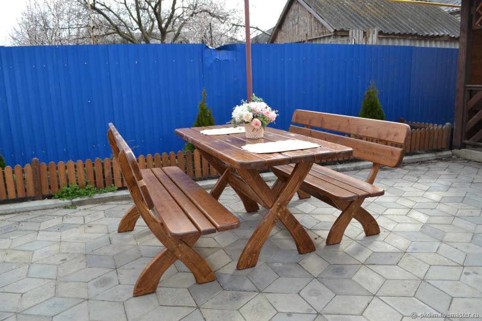 Стол в беседку