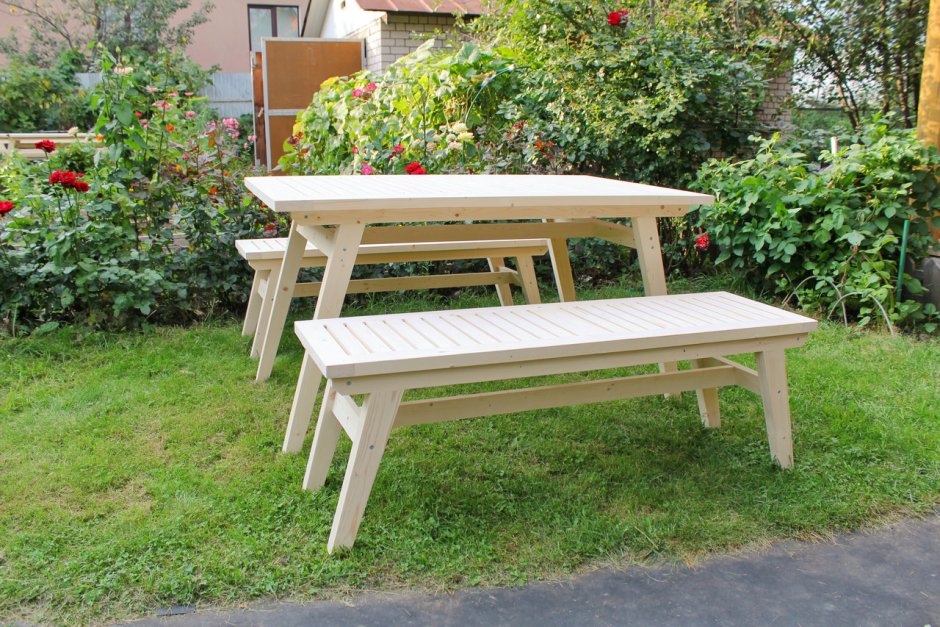 Стол и стулья для беседки