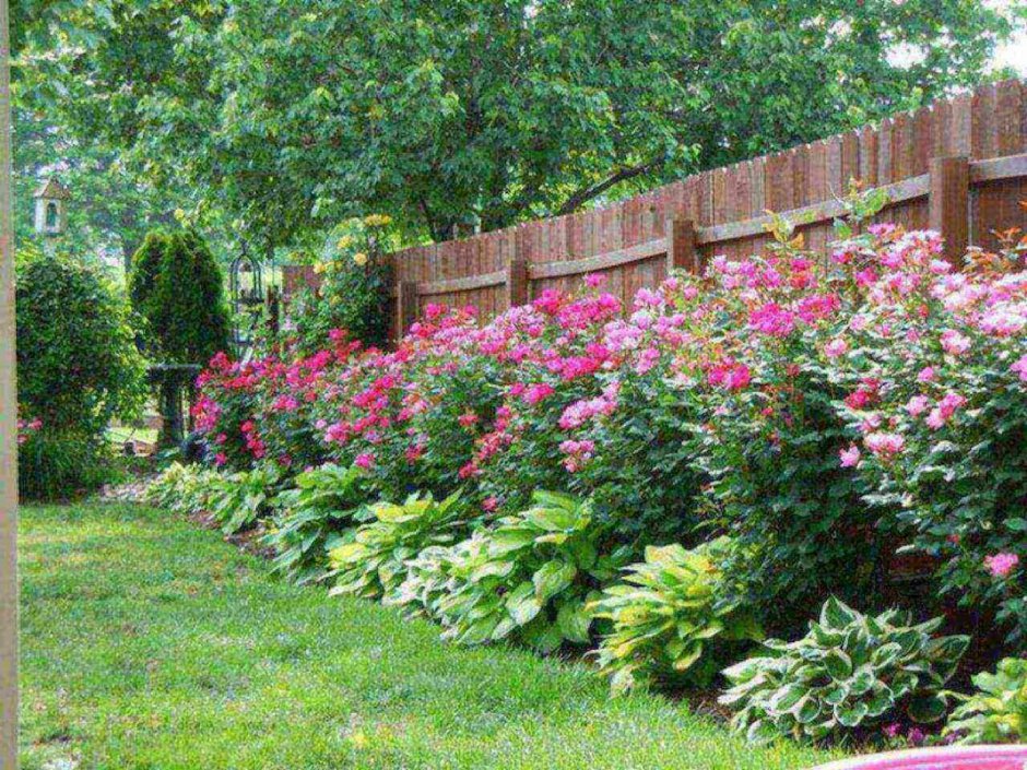 Деревянные клумбы