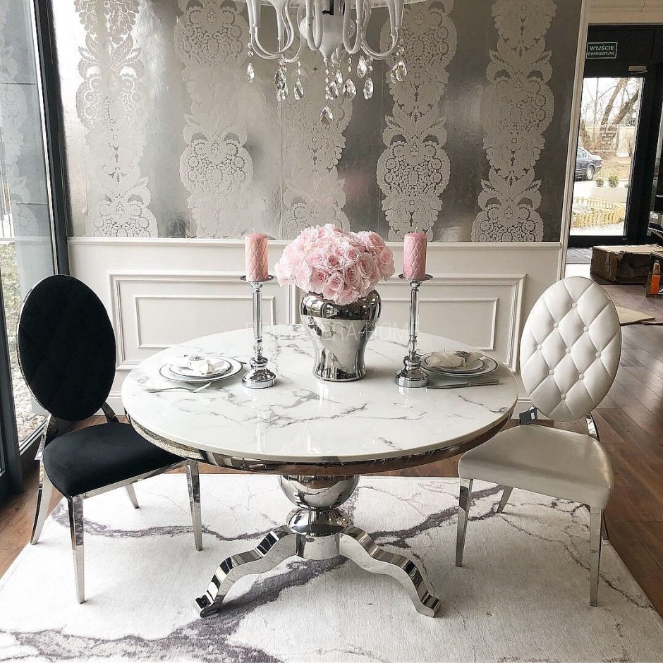 Мраморный стол Неоклассика