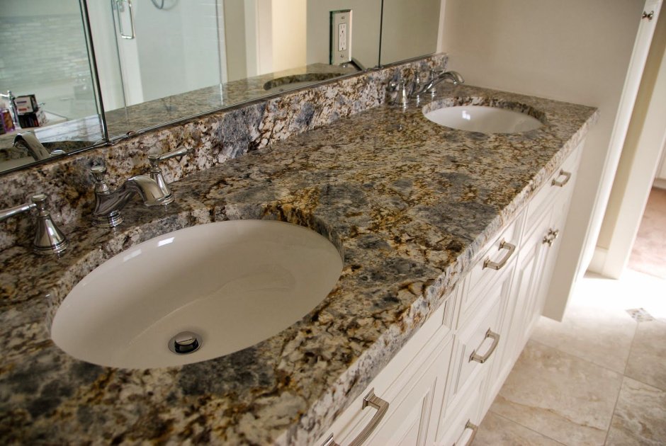 Гранитная столешница для ванной