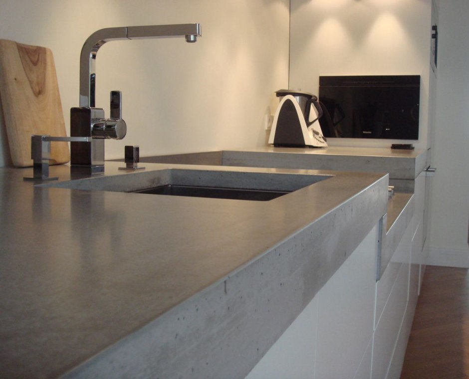 Подоконник микроцемент