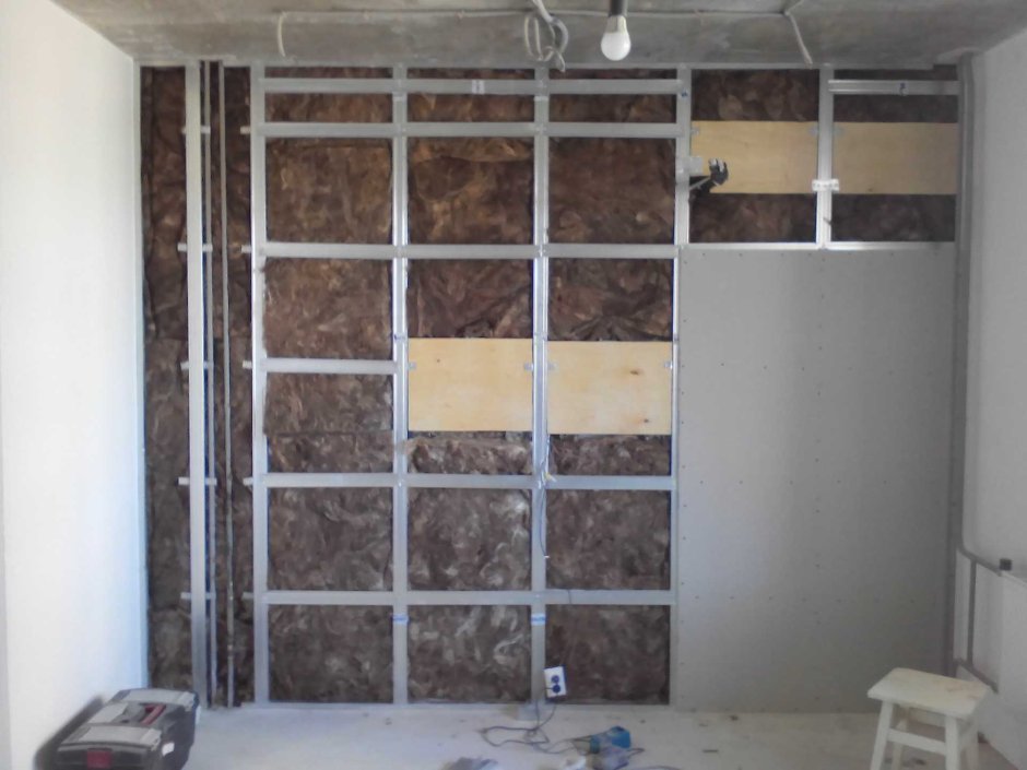 Каркас для фальш стены