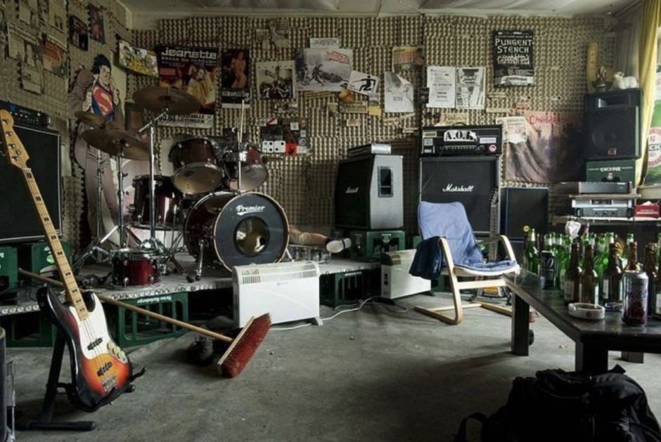 Студия для репетиций в гараже