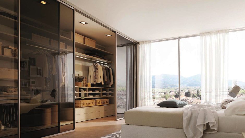 Спальня с гардеробной комнатой