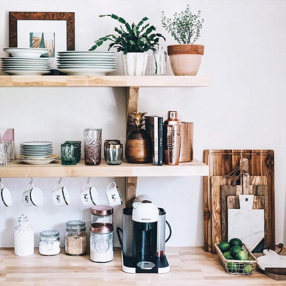 Кухонный гарнитур открытый без дверок