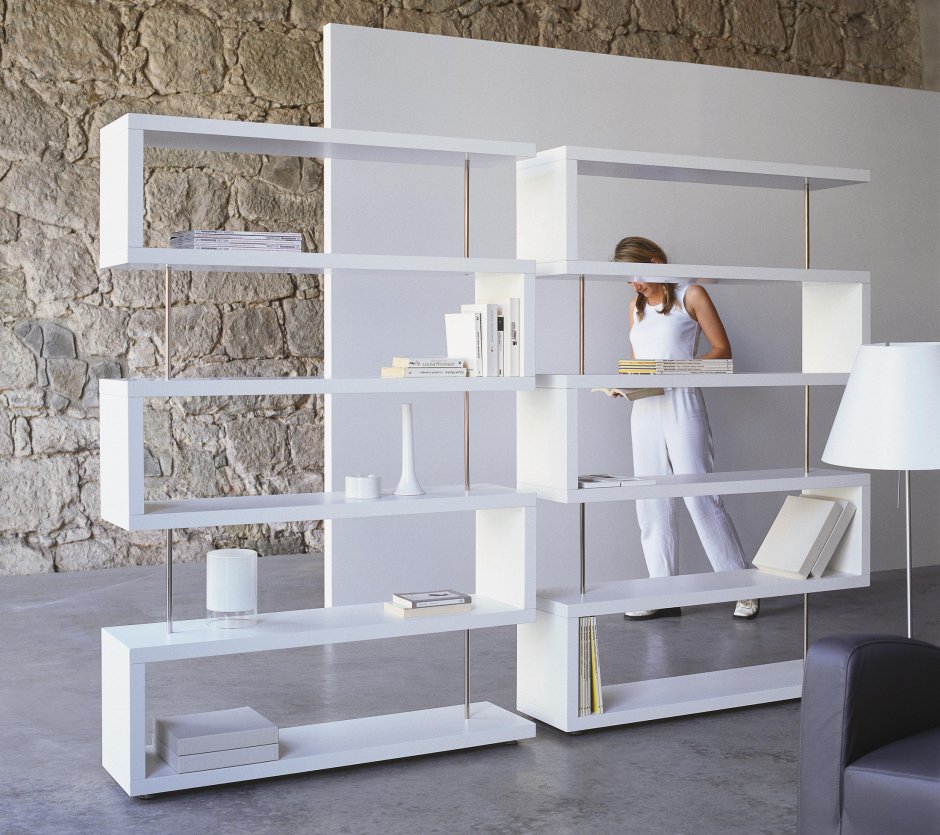 Стеллаж в комнату