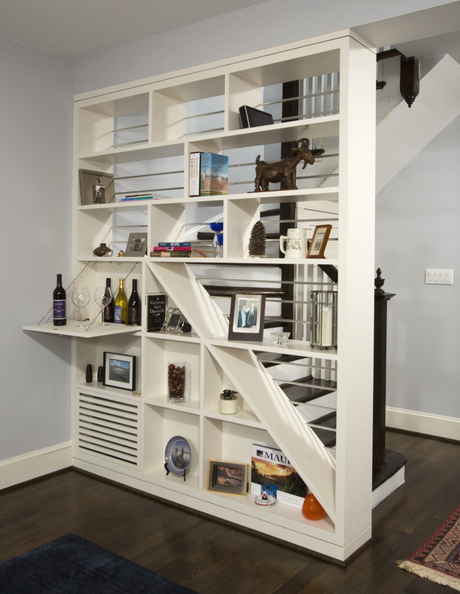 Стенка перегородка с полками