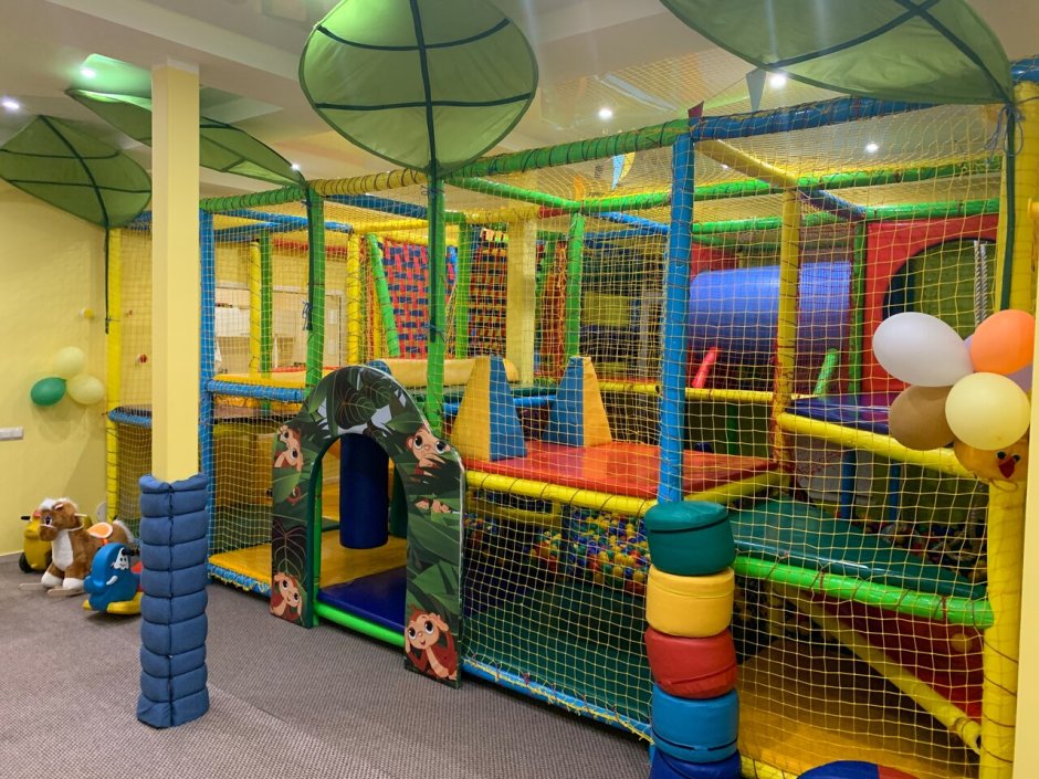 Детские игровые залы и площадки