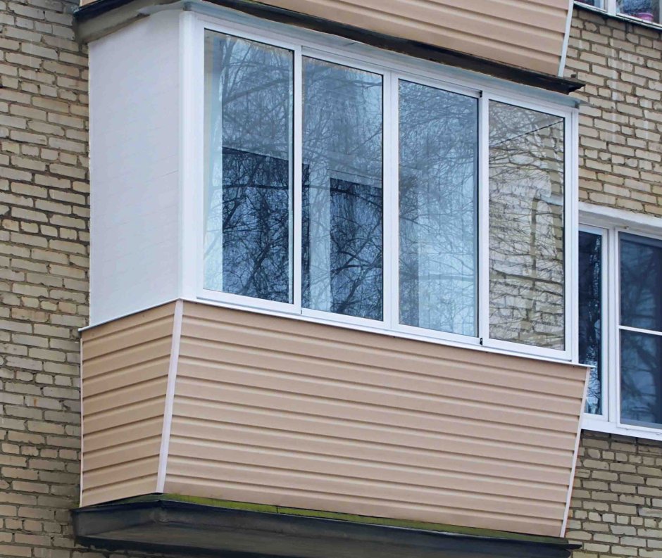 Остекление лоджий снаружи